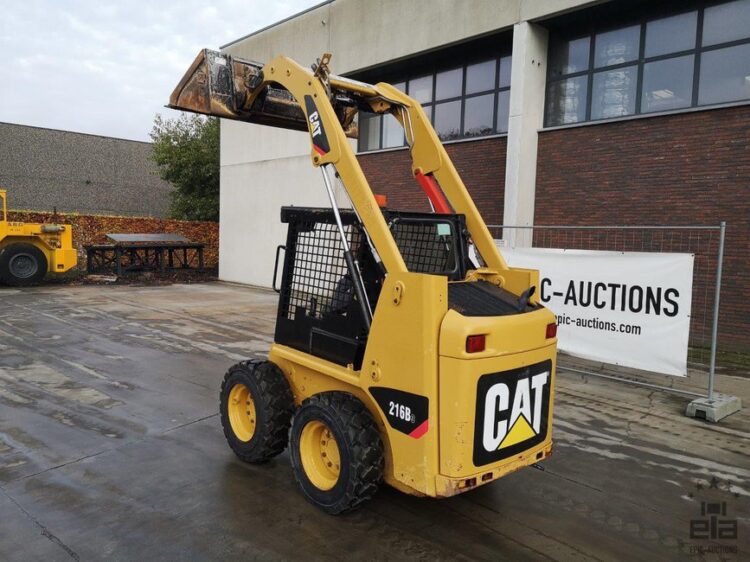 2018 Caterpillar 216B3 Skid Steer Loader