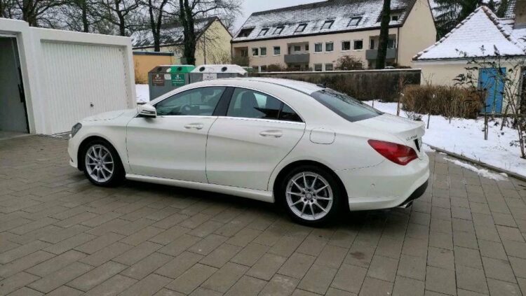 2014 Mercedes Benz CLA 180 - Image 9