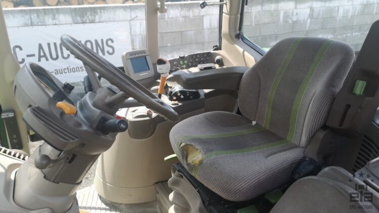 2010 John Deere 7530 Premium AutoQuad Plus Tractor - Image 6