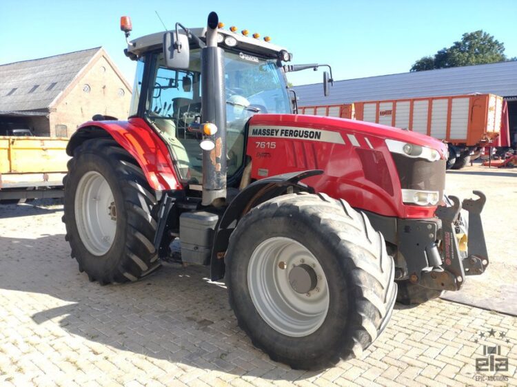 2015 Massey Ferguson 7615 Dyna-6 Tractor - Image 7