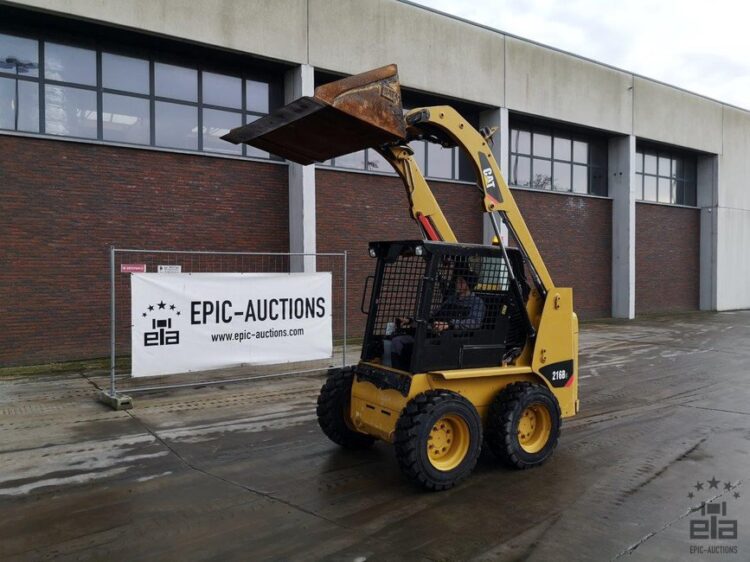 2018 Caterpillar 216B3 Skid Steer Loader - Image 5