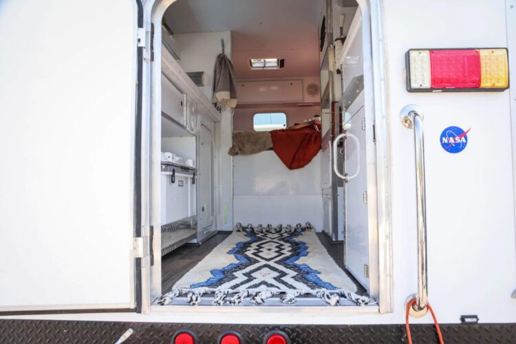 2004 Mercedes-Benz Unimog U500 Camper Conversion - Image 14
