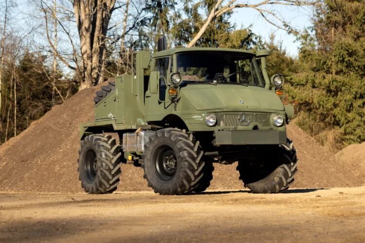 1988 Freightliner Unimog FLU419 - Image 33