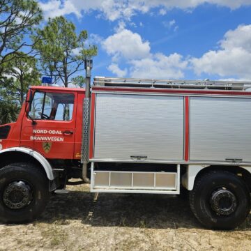1985 Mercedes-Benz Unimog U1700L Fire Truck