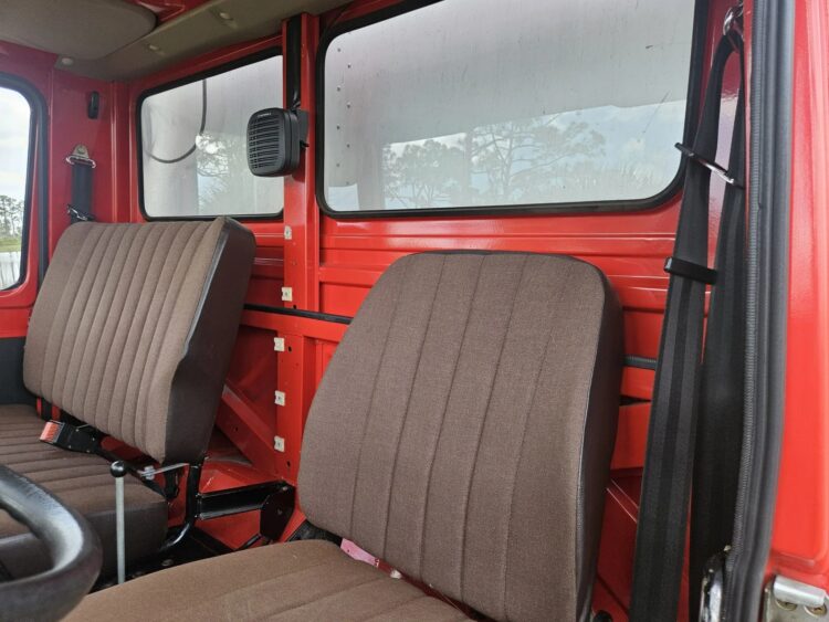 1985 Mercedes-Benz Unimog U1700L Fire Truck - Image 21