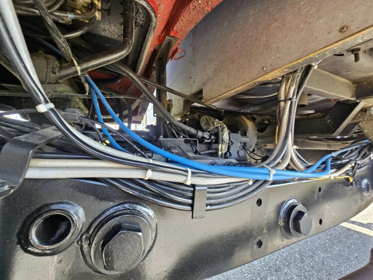 1985 Mercedes-Benz Unimog U1700L Fire Truck - Image 7