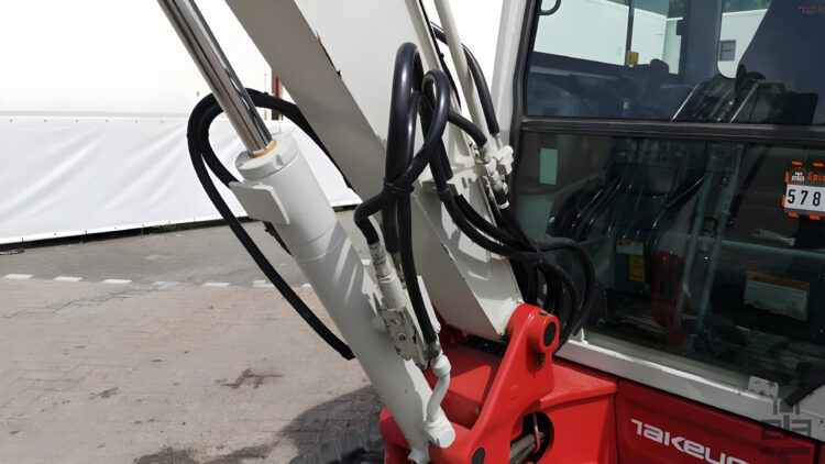 2019 Takeuchi TB230 Mini Excavator - Image 11