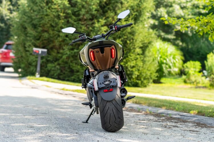2021 Ducati Diavel 1260 Lamborghini - Image 12