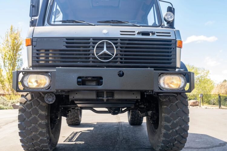 1991 Mercedes-Benz Unimog U1650L Doka - Image 16