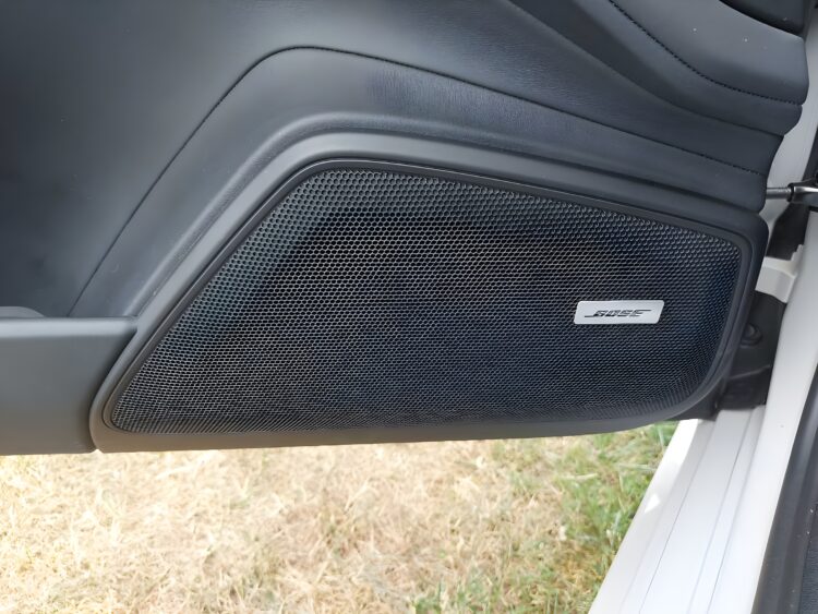2021 Porsche Panamera Sport Turismo 4S E-Hybrid - Image 18