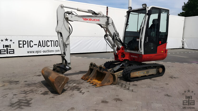 2019 Takeuchi TB230 Mini Excavator - Image 18