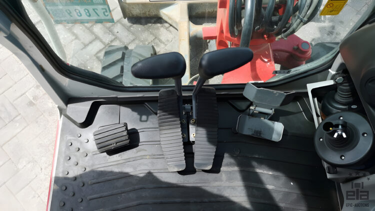 2019 Takeuchi TB230 Mini Excavator - Image 25