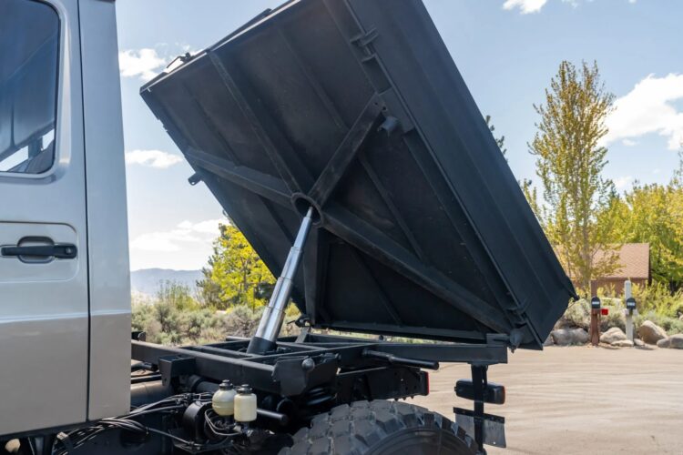 1991 Mercedes-Benz Unimog U1650L Doka - Image 27