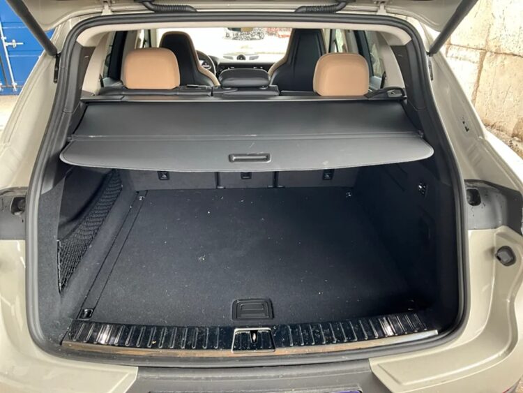 2024 Porsche Cayenne - Image 29