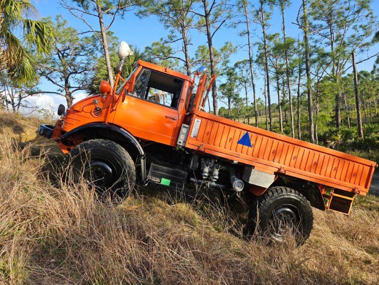 1979 Mercedes-Benz Unimog 416 - Image 2