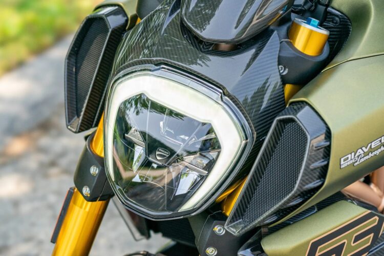 2021 Ducati Diavel 1260 Lamborghini - Image 31