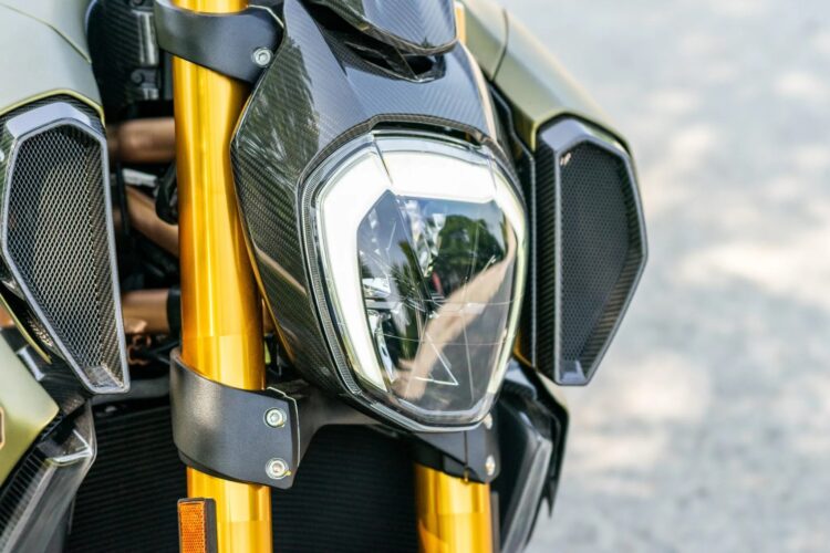 2021 Ducati Diavel 1260 Lamborghini - Image 32