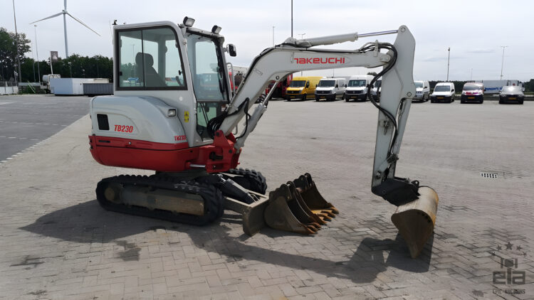 2019 Takeuchi TB230 Mini Excavator