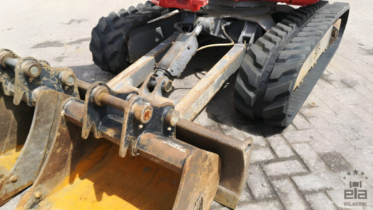 2019 Takeuchi TB230 Mini Excavator - Image 34