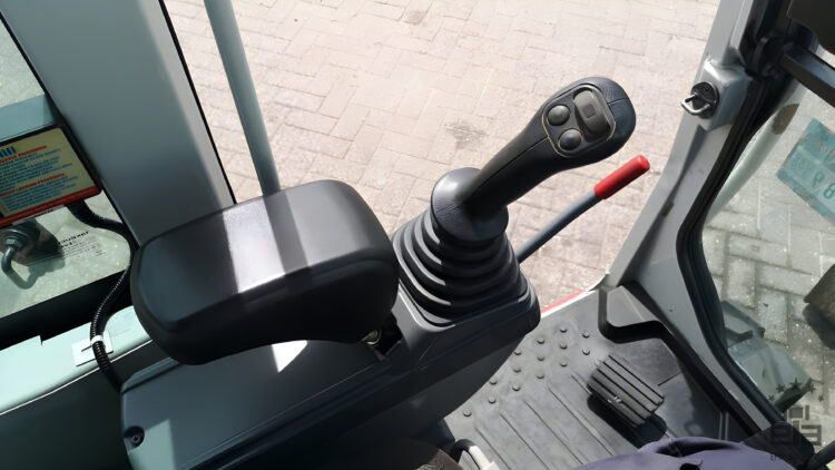 2019 Takeuchi TB230 Mini Excavator - Image 37