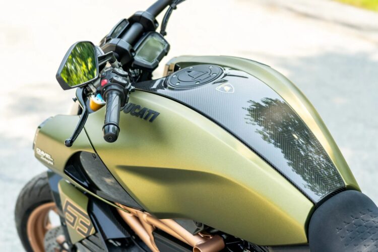 2021 Ducati Diavel 1260 Lamborghini - Image 42