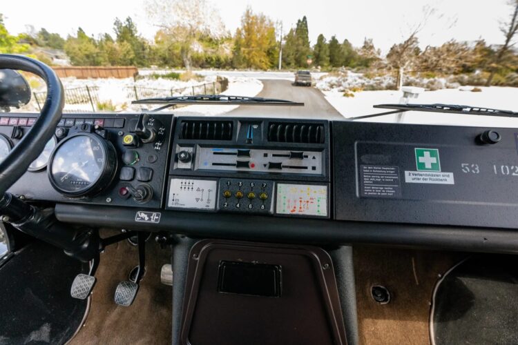 1991 Mercedes-Benz Unimog U1650L Doka - Image 78