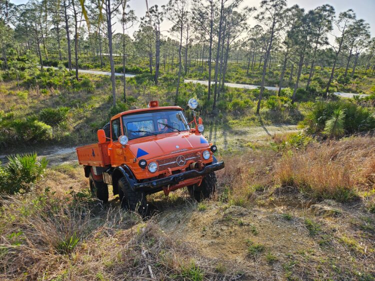 1979 Mercedes-Benz Unimog 416 - Image 4