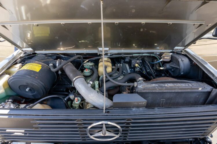 1991 Mercedes-Benz Unimog U1650L Doka - Image 100
