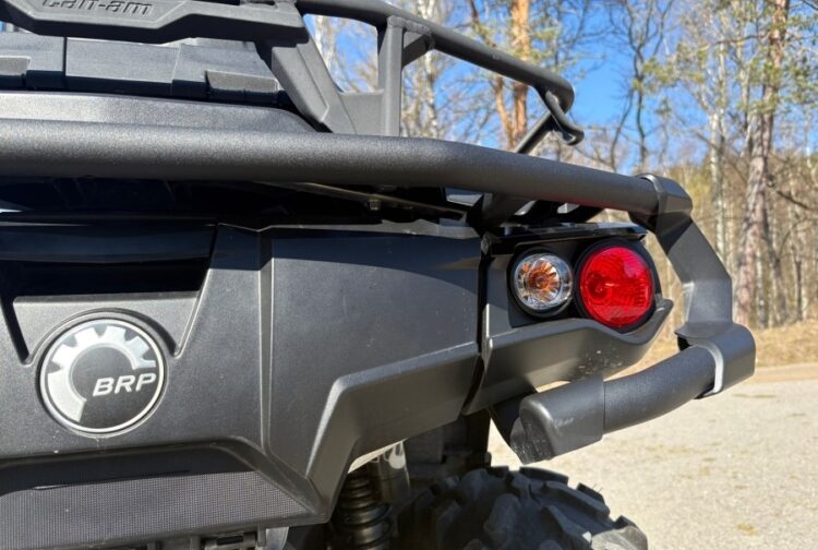 2015 Can-Am Outlander Max 1000R XPT (4x4) ATV - Image 21
