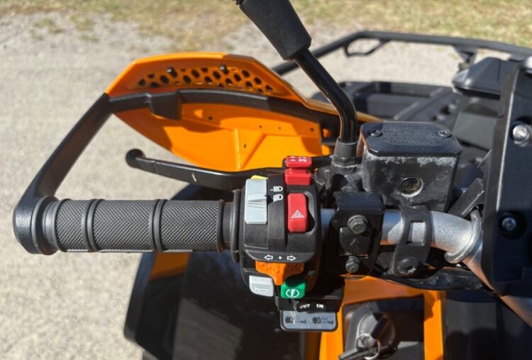 2015 Can-Am Outlander Max 1000R XPT (4x4) ATV - Image 31