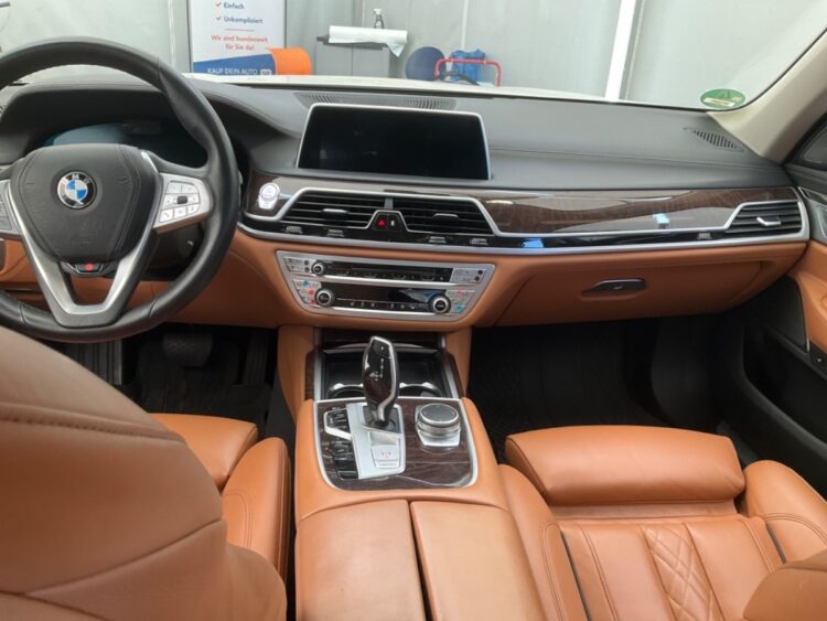 2020 BMW 7er 740d xDrive - Image 9