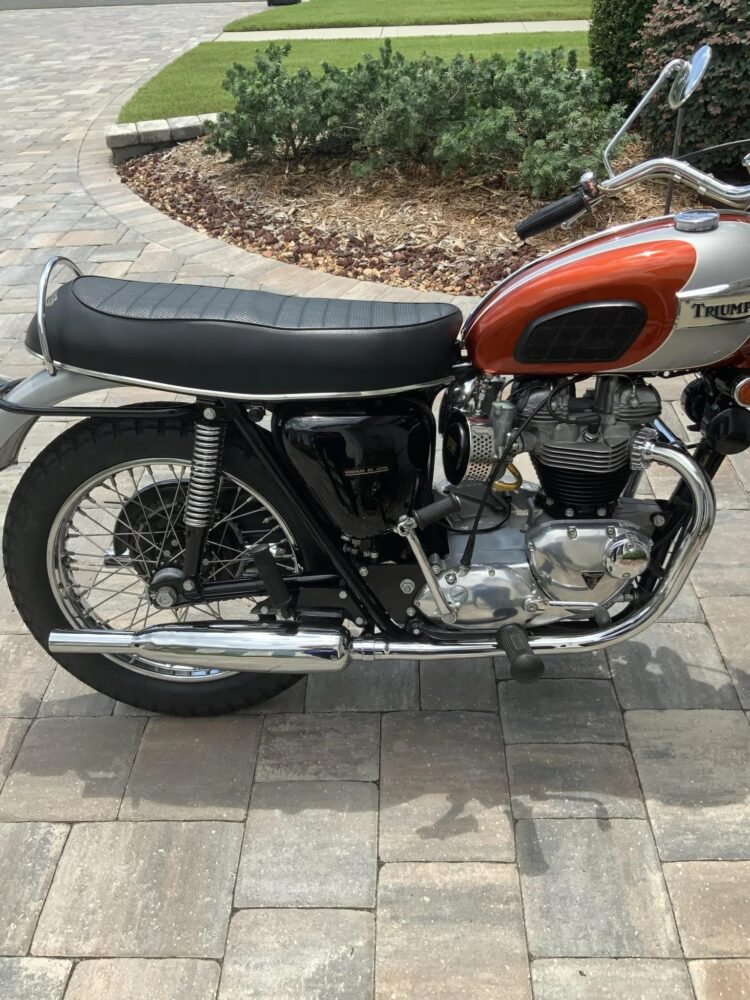 1969 Triumph Bonneville T120R - Image 40
