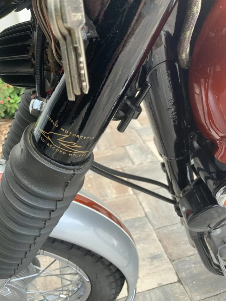 1969 Triumph Bonneville T120R - Image 31