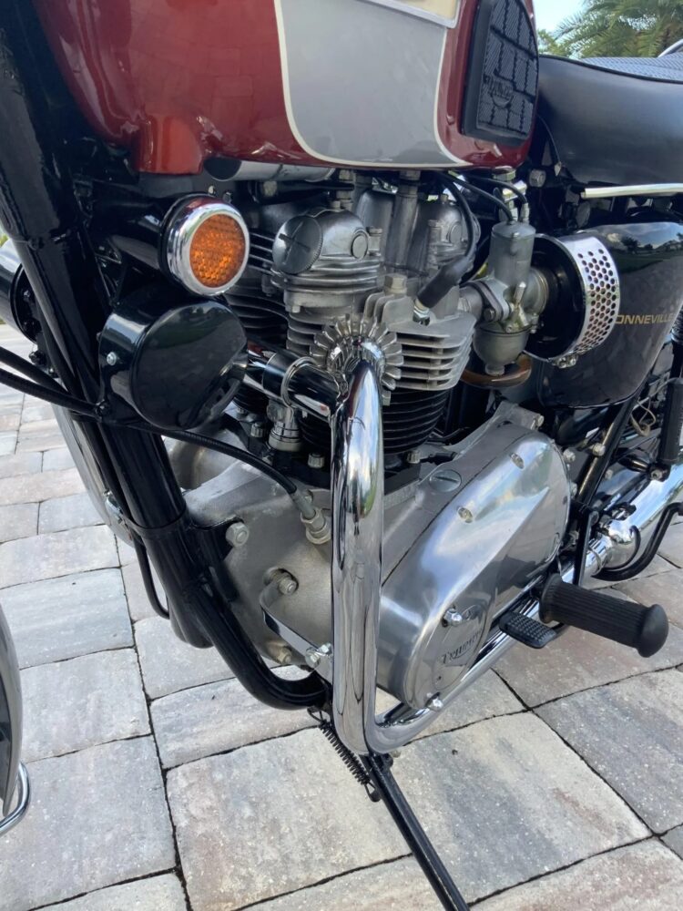 1969 Triumph Bonneville T120R - Image 16
