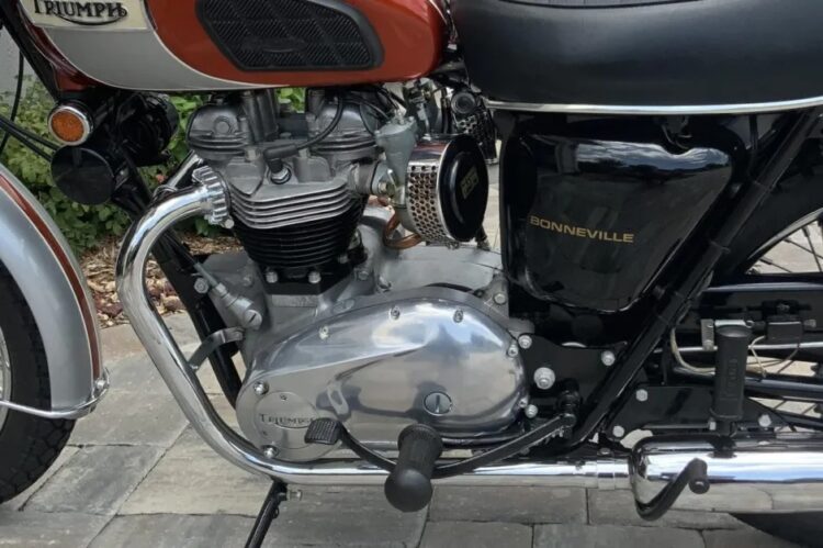 1969 Triumph Bonneville T120R - Image 58