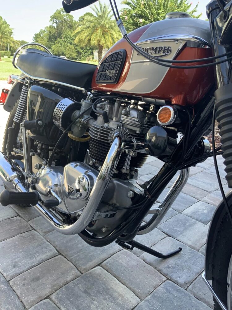 1969 Triumph Bonneville T120R - Image 12