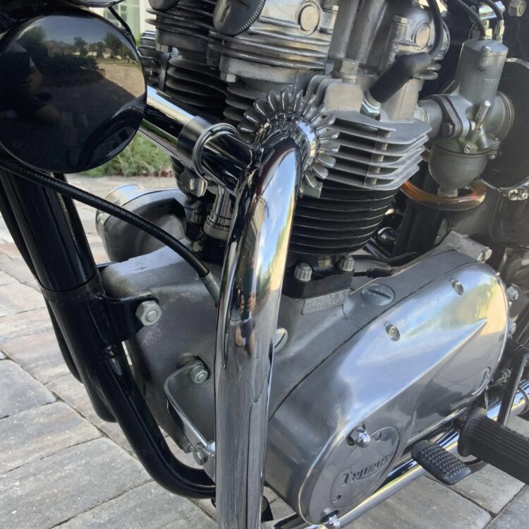 1969 Triumph Bonneville T120R - Image 8