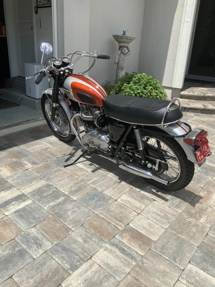 1969 Triumph Bonneville T120R - Image 55