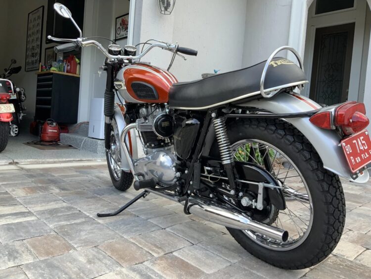 1969 Triumph Bonneville T120R - Image 54