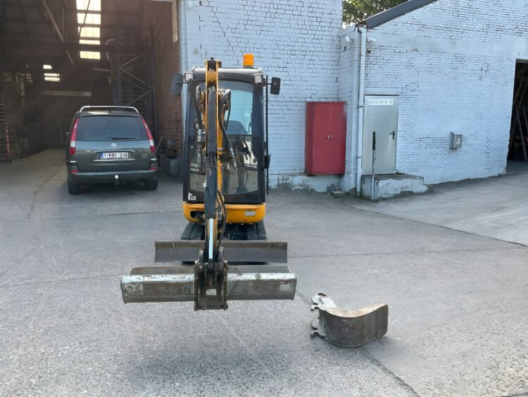 2013 JCB 8018 CTS Mini Excavator - Image 11