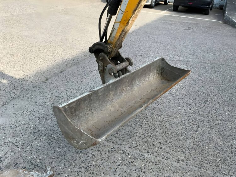 2013 JCB 8018 CTS Mini Excavator - Image 10