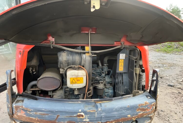 2004 Kubota KX61-3 with 4 buckets - Image 19