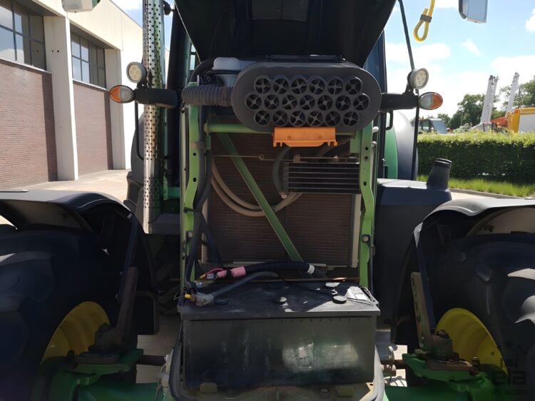 2007 John Deere 7530 Tractor - Image 30