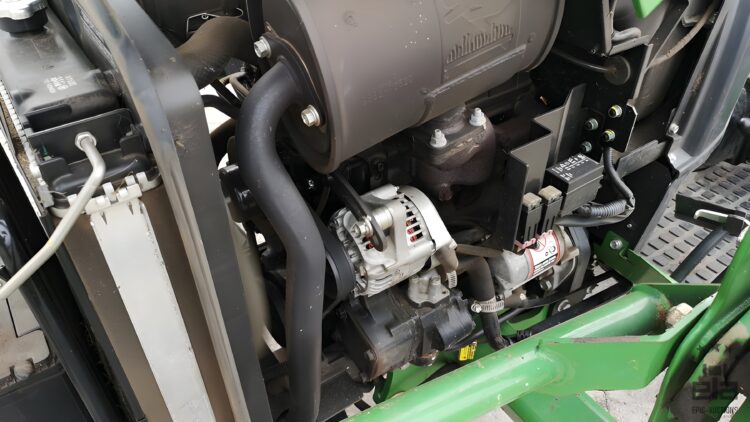 2012 John Deere 2520 Tractor With Cutter And Mower - Image 39