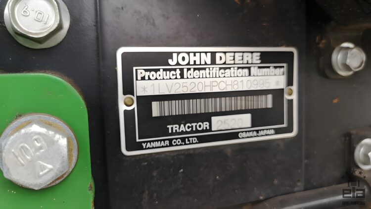 2012 John Deere 2520 Tractor With Cutter And Mower - Image 17
